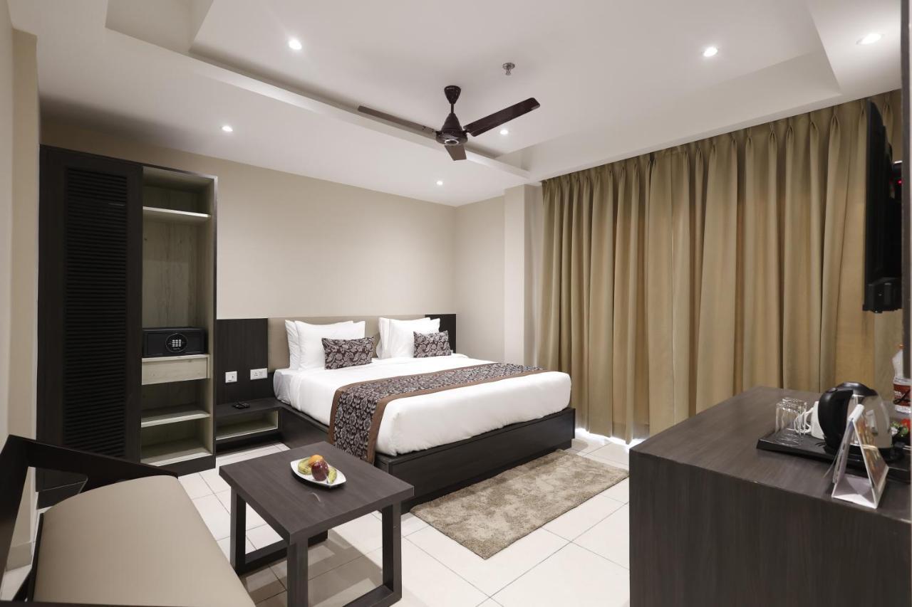 Pride Biznotel Canopus, Digha ديغا المظهر الخارجي الصورة