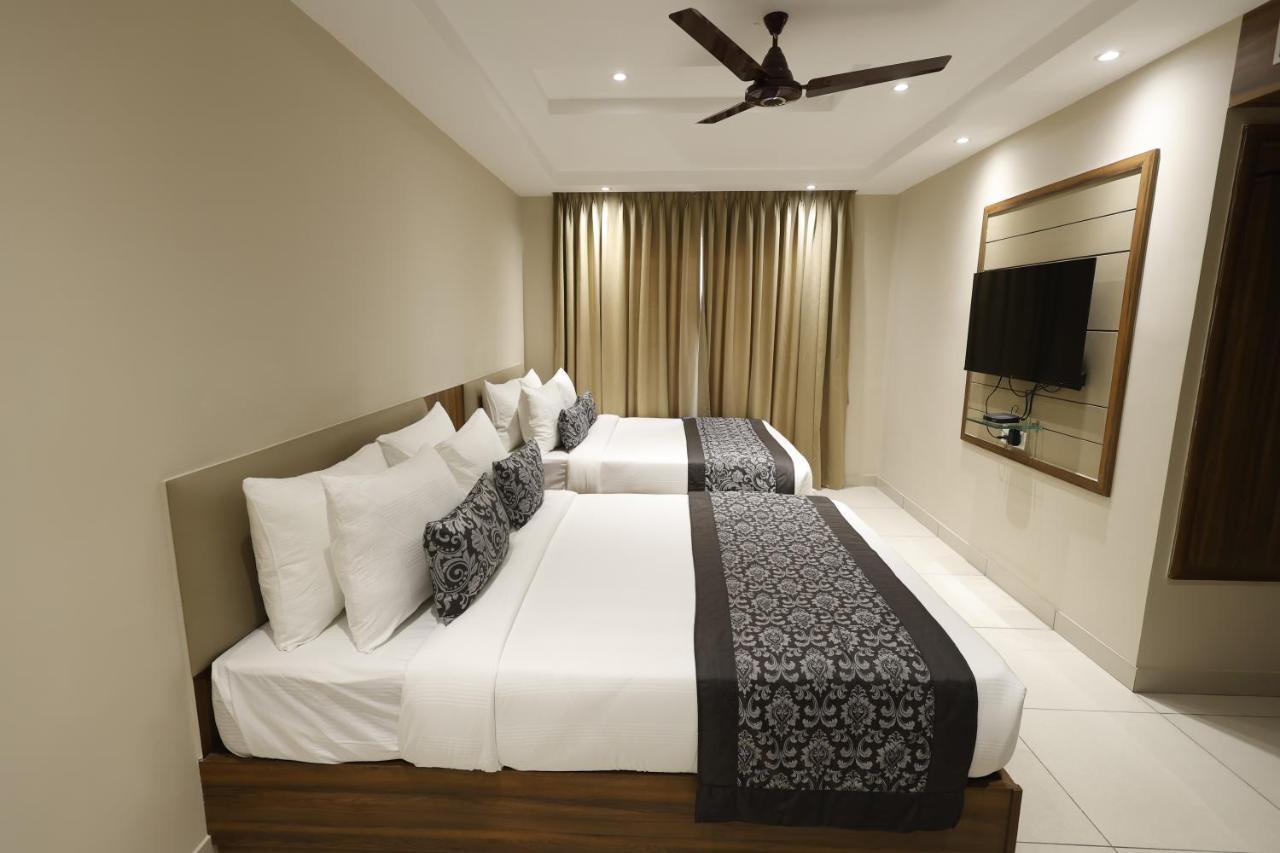 Pride Biznotel Canopus, Digha ديغا المظهر الخارجي الصورة